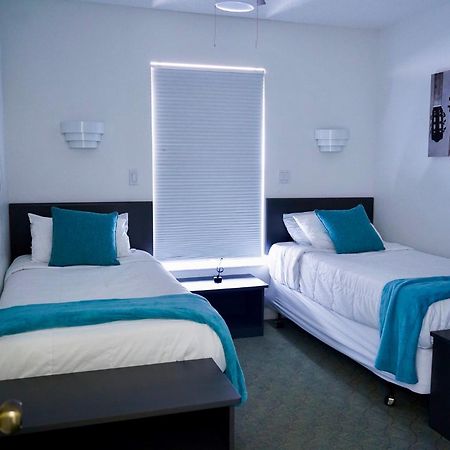 Enchanting Escape 3 Bedroom Minutes From Disney! Kissimmee Exterior photo